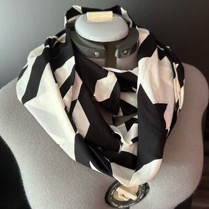**3 for $15**Black and White Abstract Pattern Scarf